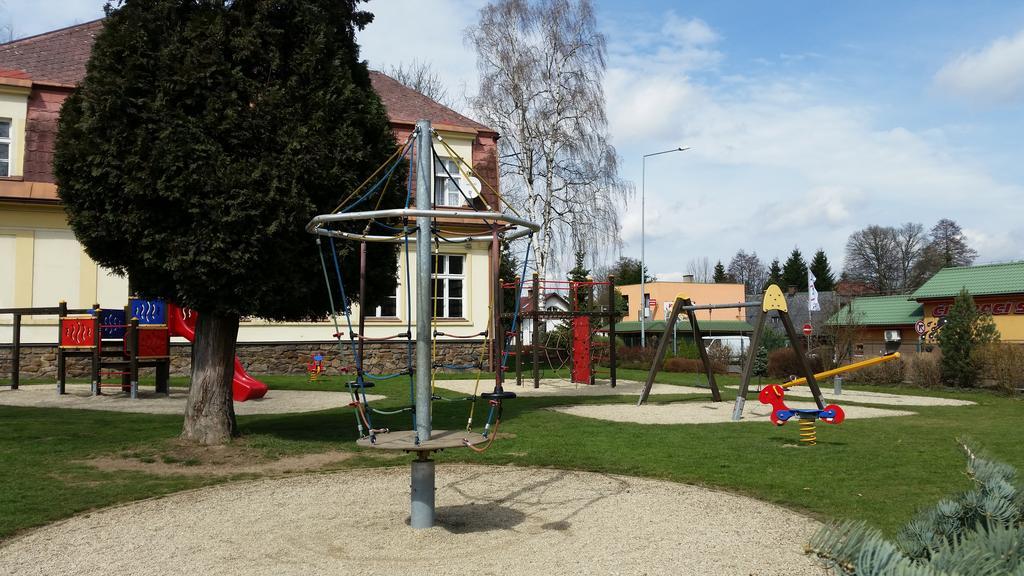 Apartments Emma Červená Voda المظهر الخارجي الصورة