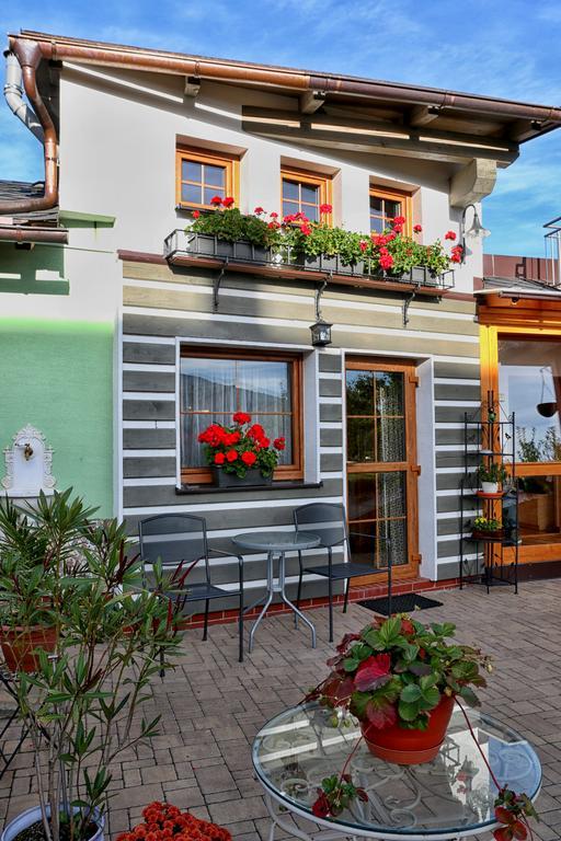 Apartments Emma Červená Voda المظهر الخارجي الصورة